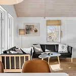 1577-aakirkeby-malurtvej-5 * Vester Somarken