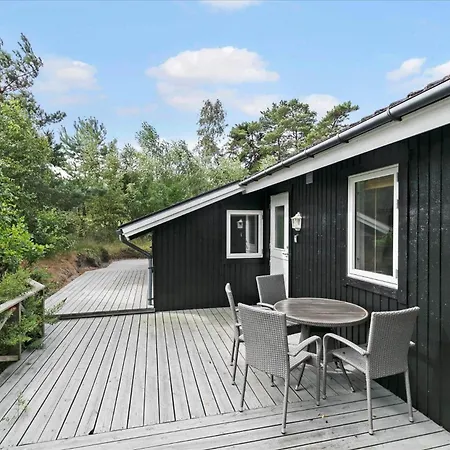 1577-aakirkeby-malurtvej-5 *